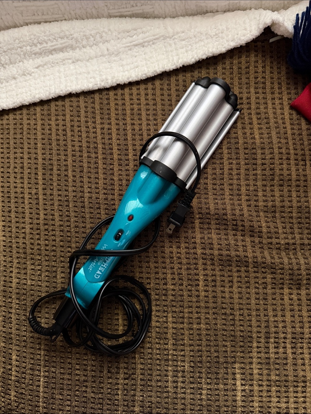 Bed Head Turquoise Wave Artist Hair Waver